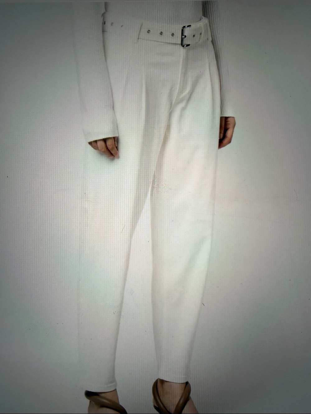 MICHAEL Michael Kors White Jeans with Eyelet Belt